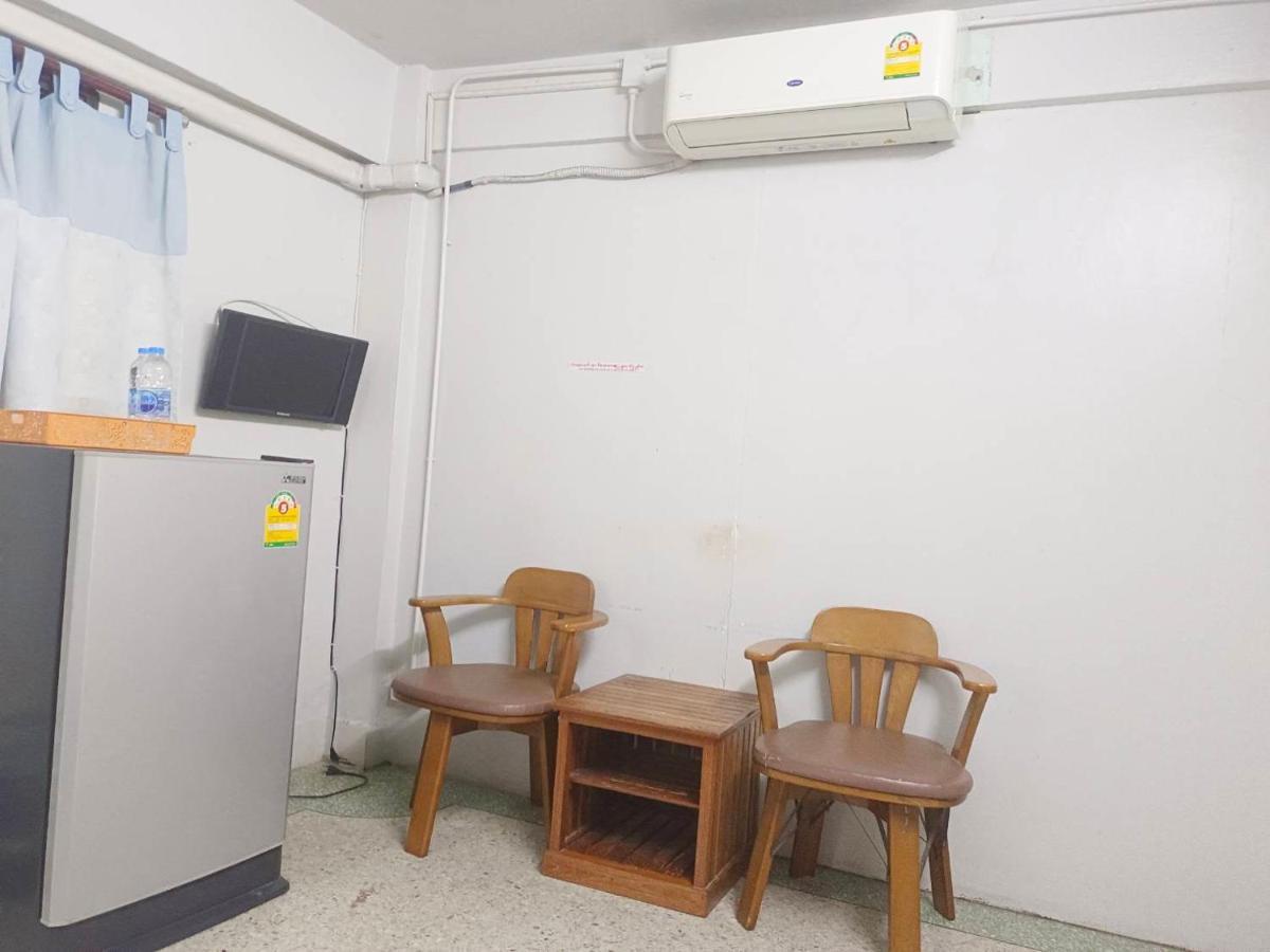 ห้องพักสุขสบายวังหลัง กรุงเทพมหานคร ภายนอก รูปภาพ